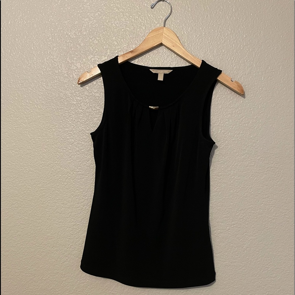 💛 3/$30 SALE - Banana Republic Tank Gold Detail